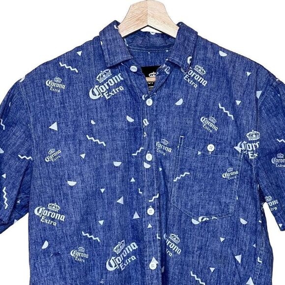 Corona beer logo short sleeve button up shirt size S - Picture 3 of 11